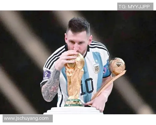 酒杯中映照的足球明星传奇与人生的交汇瞬间